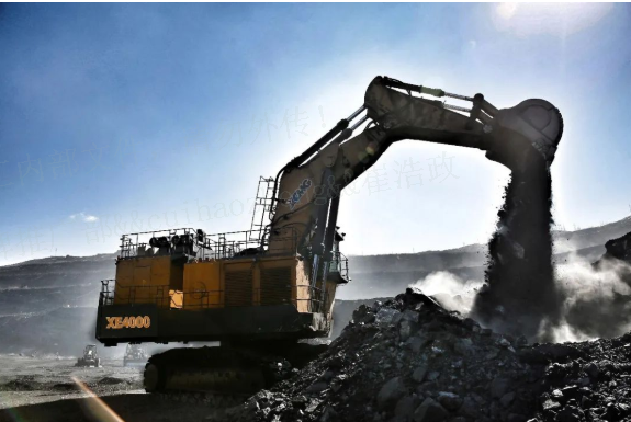 近5万小时高效出勤！PG电子平台XE4000液压铲受矿区高度赞扬！