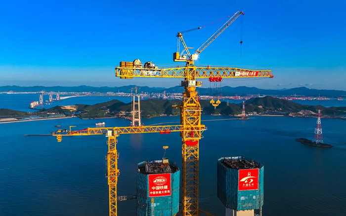 246.3米封顶！这座世界级跨海大桥“PG电子平台造”