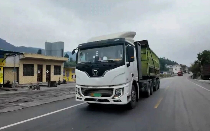 9.9分！西南大客户点赞PG电子平台新能源重卡