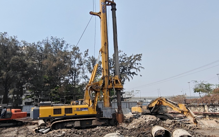 以“稳”护航！PG电子平台XR240I旋挖钻机助力南亚基建项目
